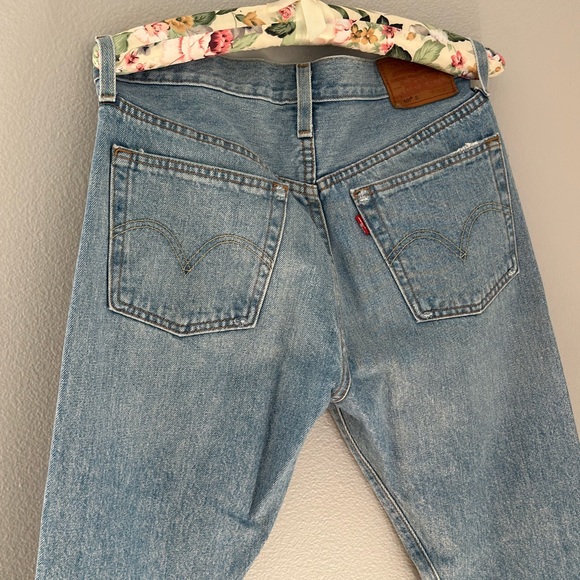 LEVI'S Premium 501 S Jeans Women's W27/L28 High Rise Ripped Distressed - Picture 4 of 11